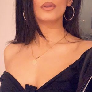 Meet your Posher, Oditte